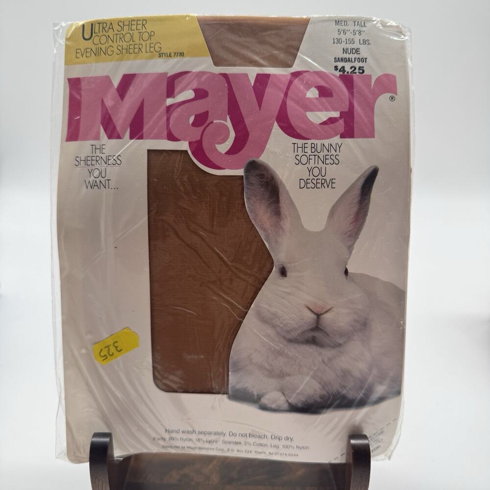 Mayer NUDE Ultra Sheer Control Top Sandalfoot Med Tall 80’s Pantyhose Bunny NOS